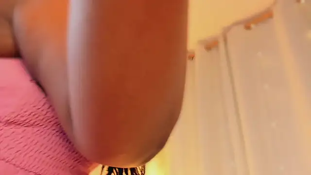 Ayanaa_Ebony_ webcam