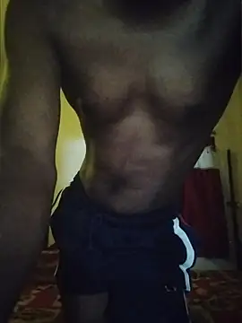 Boysuroj69 webcam