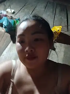 Julie-xx webcam