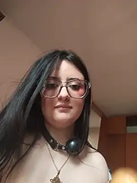 Anny_Bonne webcam