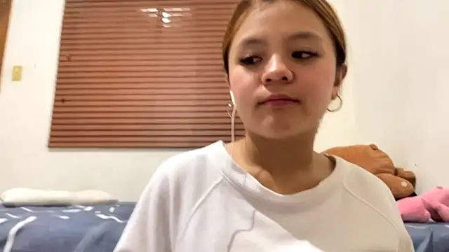 SteffanieHearson webcam