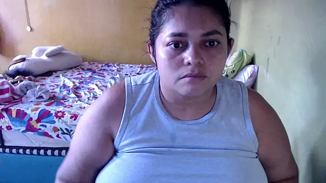 yulieth_bbw webcam