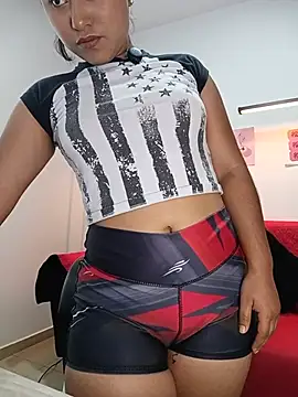 cloy_baby__ webcam