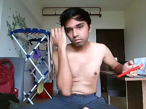 BoyzaraHatke webcam