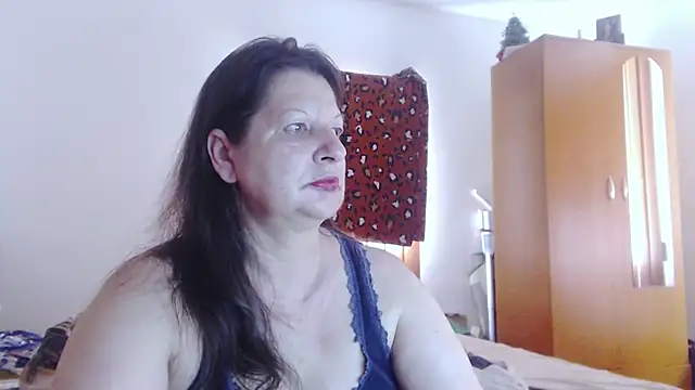 ExtasyMature webcam