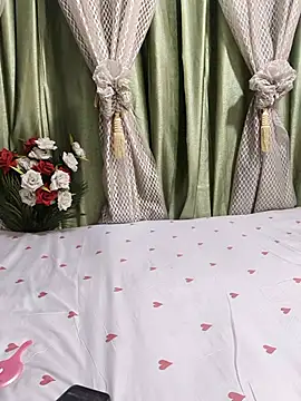 Shalu_G webcam