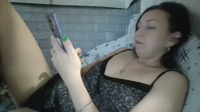 DanaNeon webcam