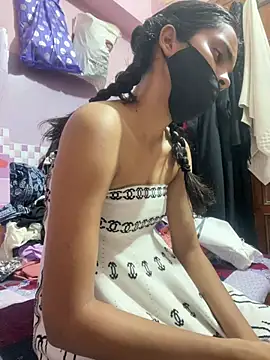 Sandhya_77 webcam