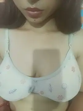 PinkyPrivateFun webcam