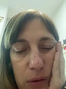 lulupiecitosamor webcam