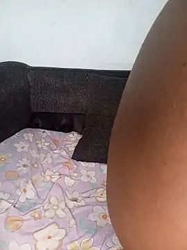 Ivynoir101 webcam