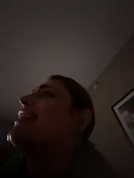 UrHellBri-L webcam
