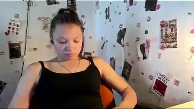 EvitaHibbets webcam