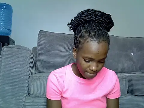 Lynne_pretty4 webcam