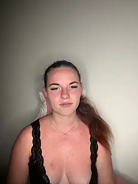 SecretSarah69 webcam