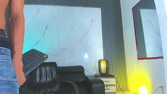 Kleymon_hot webcam