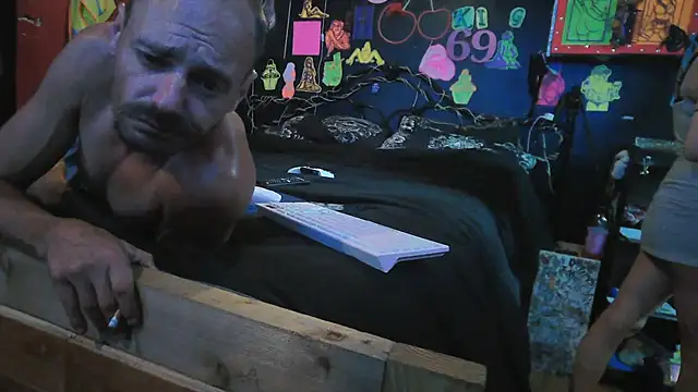 DaddyAndSplashQueen webcam