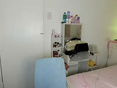 Alovely_fvckdollnica webcam