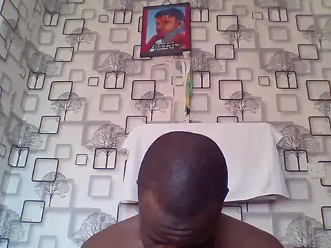 Chumba_001 live cam on StripChat