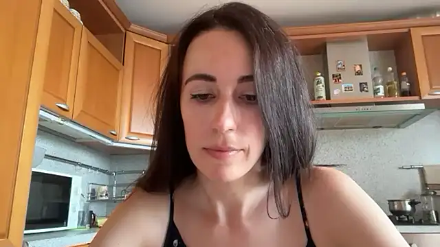 Flamingo_Queen live now