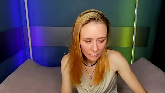 NikaBond live cam on StripChat