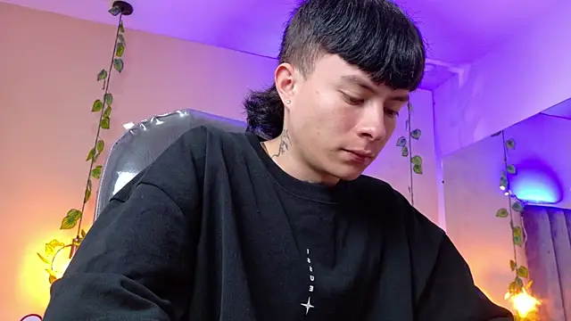 Nascary_Fox webcam