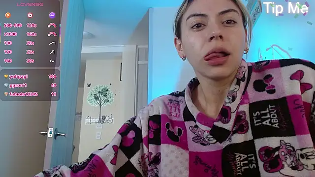 aprildumont webcam