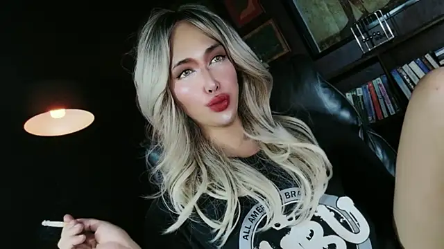 prettybushy webcam