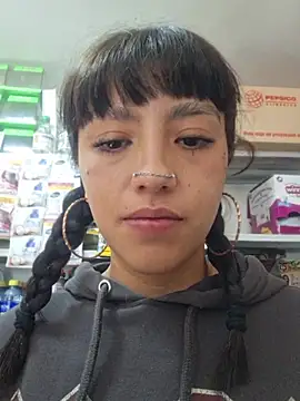 Cute_hollywood1 webcam
