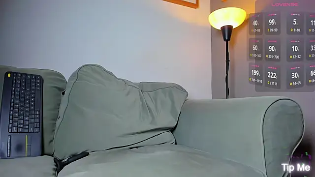 Ackerman_Eren_ webcam