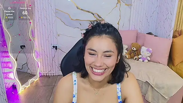 PEACHY_TAY webcam