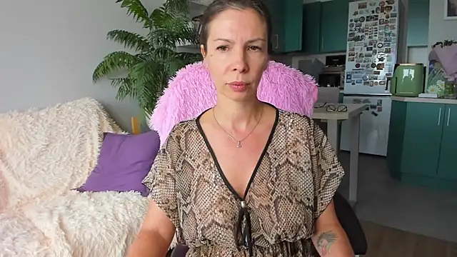 ChristinaGlory webcam