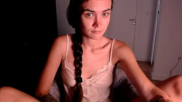 EvelynGG webcam