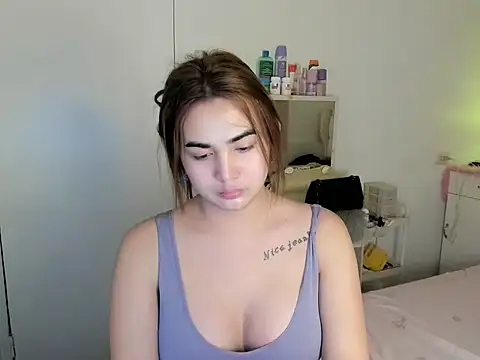 Alovely_fvckdollnica webcam