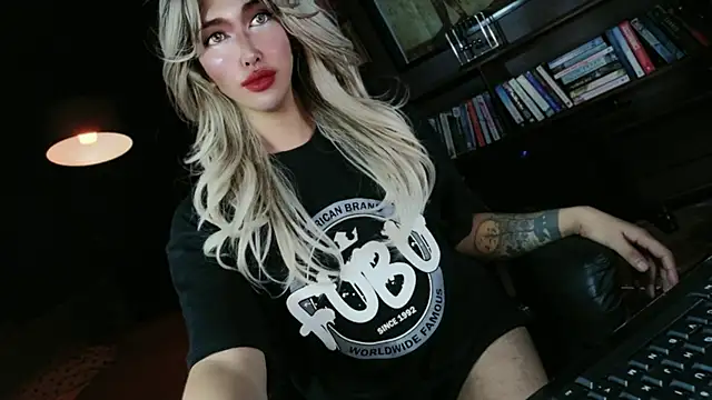 prettybushy webcam