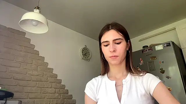 ZaraGuyette webcam