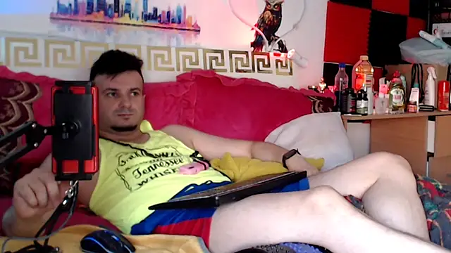 hugec0ck007 - Hugec0ck007's free webcam - UK Sex Cams