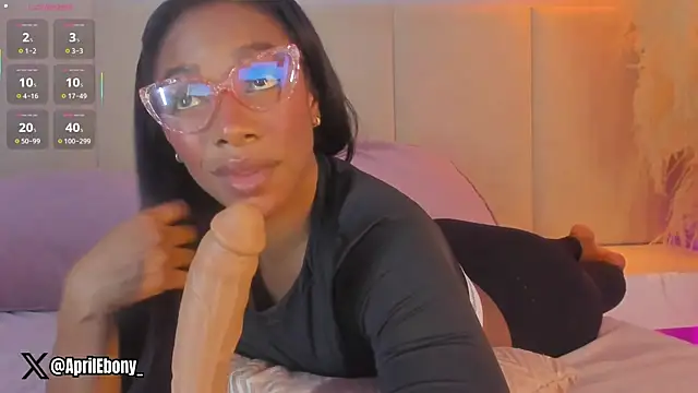 aprilebony_ webcam