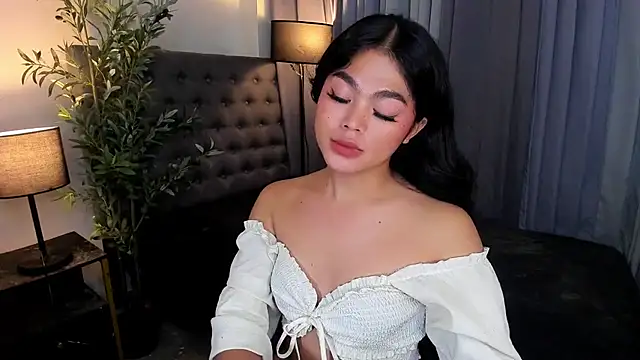 AsianHugecockAnna webcam