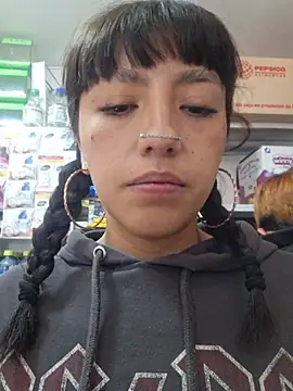 Cute_hollywood1 webcam
