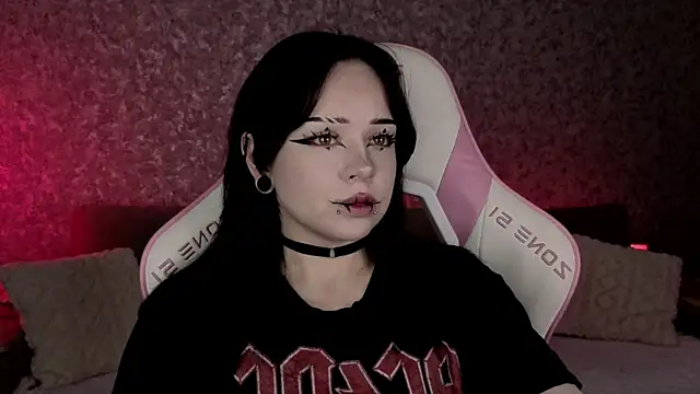 meowceline webcam
