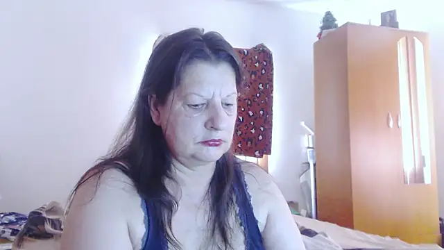 ExtasyMature webcam
