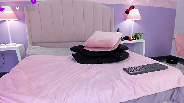 Lolagolden1 webcam