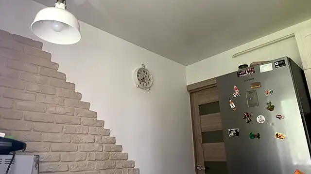 ZaraGuyette webcam