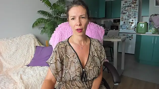 ChristinaGlory webcam