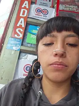 Cute_hollywood1 webcam