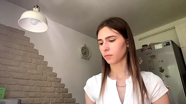 ZaraGuyette webcam