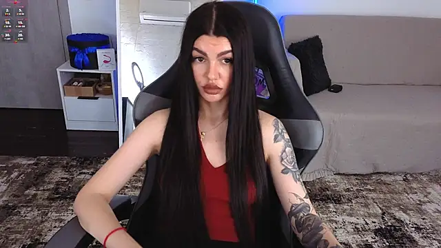 AnacondaOnn live cam on StripChat