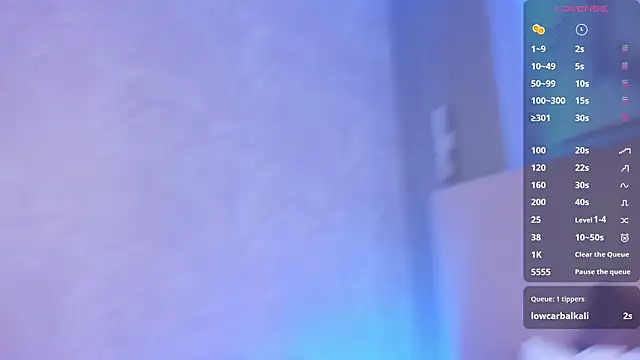 BootyTrisha7 live cam on StripChat
