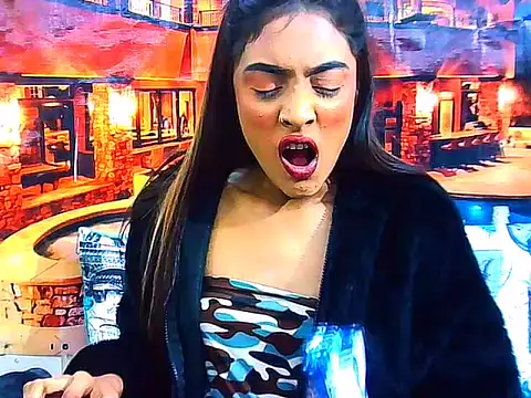 IndianPretty14u2Luv webcam
